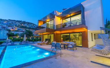 Villa Lyra