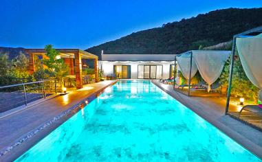 Villa Momo Luxury