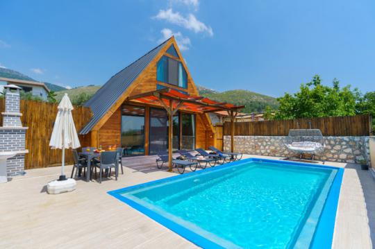 Villa Kırlangıç Üzümlü